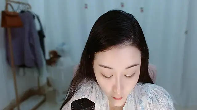 Amy-cnbabyのライブXXXチャット