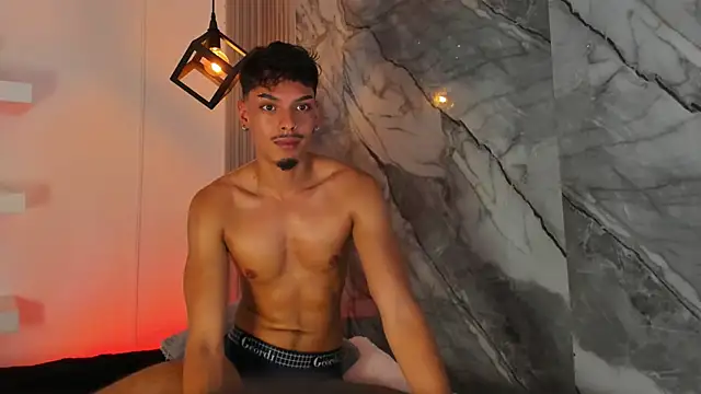 AlexLaurent webkamerás műsora