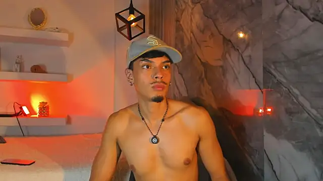 Show de AlexLaurent na webcam