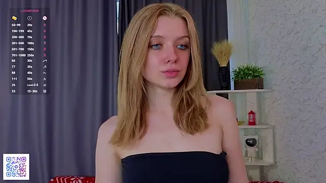 KelleBisaccia Live XXX Chat