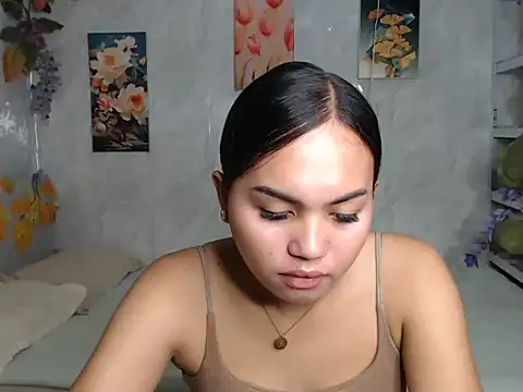 ur_asiankat Webcam show