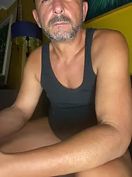 daddy3945 Pertunjukan Webcam