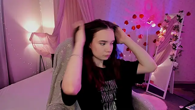 Elvienne Live XXX Chat