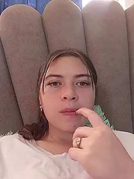 Chat XXX en directo de DiamondNath_