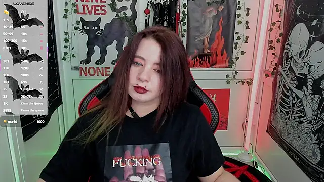 PurpleRune's Live XXX Chat