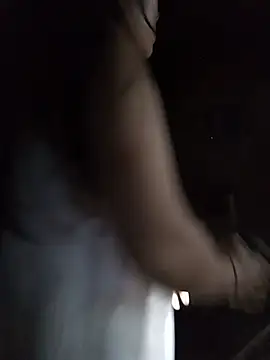 Senh_9x Live chatroom