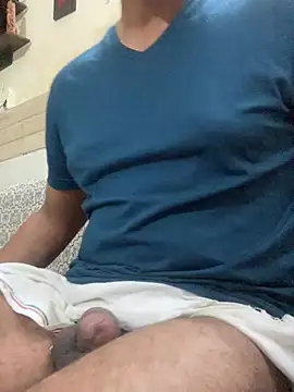 manish2022n Webbikameraesitys