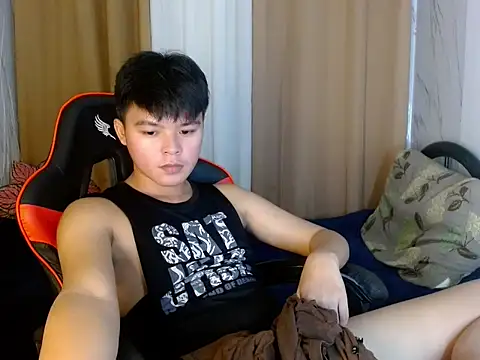 yourhotasiandoms Pertunjukan Webcam