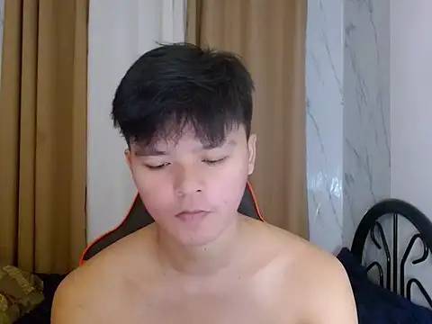 yourhotasiandoms Pertunjukan Webcam