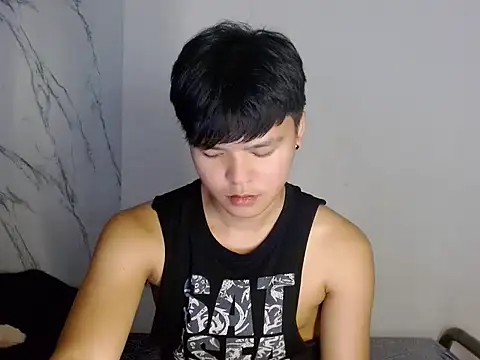 yourhotasiandoms Pertunjukan Webcam
