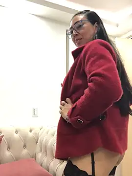 FranciscaVera 即時 XXX 聊天