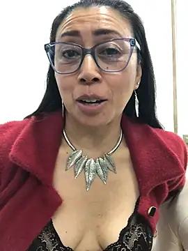 FranciscaVera's Live XXX Chat