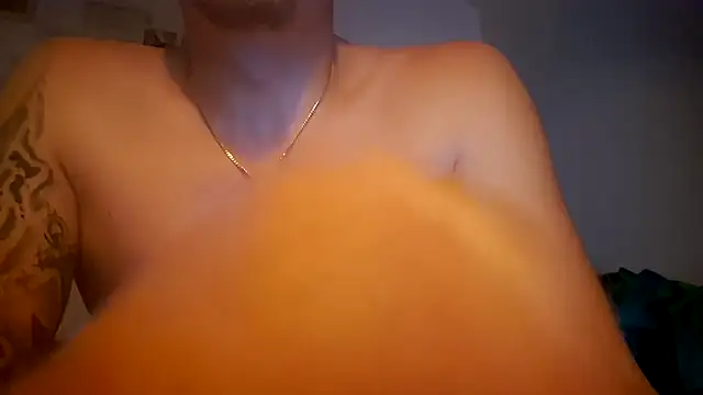 Kingclit1998 Webcam-Show