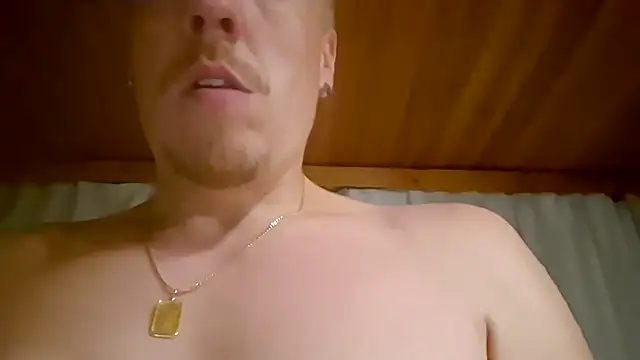 הופעת וובקאם של Kingclit1998