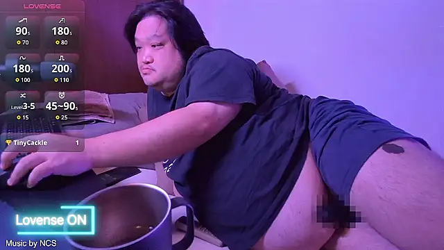 ChubbyBEAR039's Webcam Show