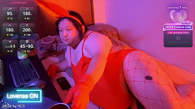 ChubbyBEAR039のウェブカメラショー