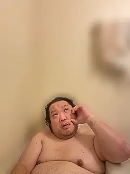 ChubbyBEAR039: διαδικτυακό σόου στην κάμερα