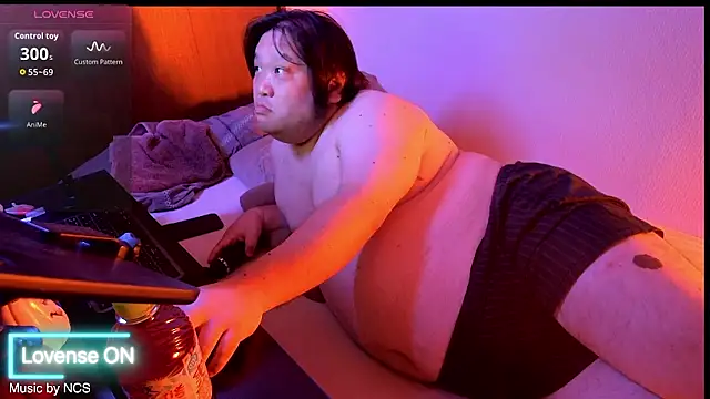 Show modela ChubbyBEAR039 na web-kameri