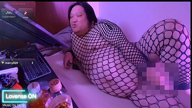ChubbyBEAR039 – webcam-show