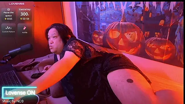 ChubbyBEAR039 Pertunjukan Webcam
