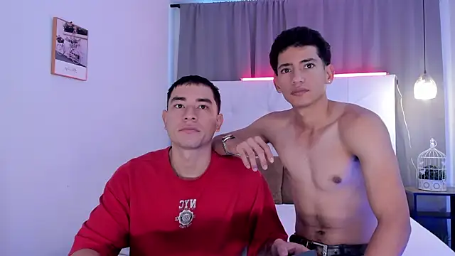 Вебкам-шоу Alejo-and-Thiago