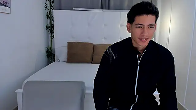 Alejo-and-Thiago Adlı Modelin Web Kamerası Şovu