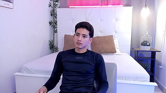 Alejo-and-Thiago Show Webcam