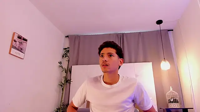 Alejo-and-Thiago Webcam Show