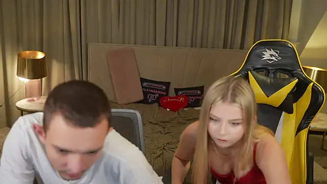 Melissa_kiss054 网络视讯表演