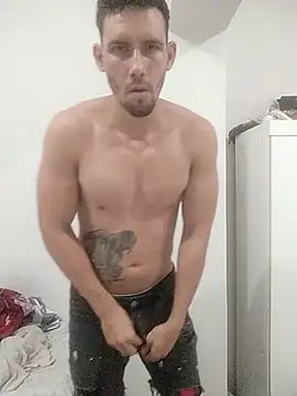 Chico_fit webcam show