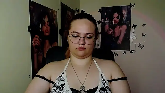 Chat +18 de RinaRiii ao vivo