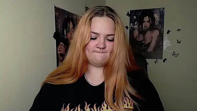 RinaRiii's Live XXX Chat