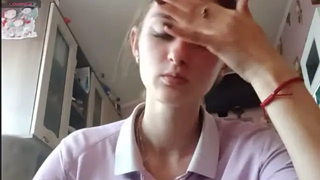 MercySoeder Adlı Modelin Canlı XXX Sohbeti