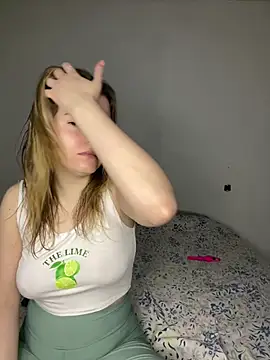 GoddesLucy – Kamerová šou