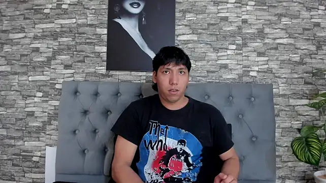 โชว์เว็บแคมของ jhoan_evanss