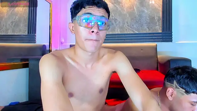 Yeff_26's Webcam Show