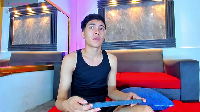 Yeff_26's Webcam Show