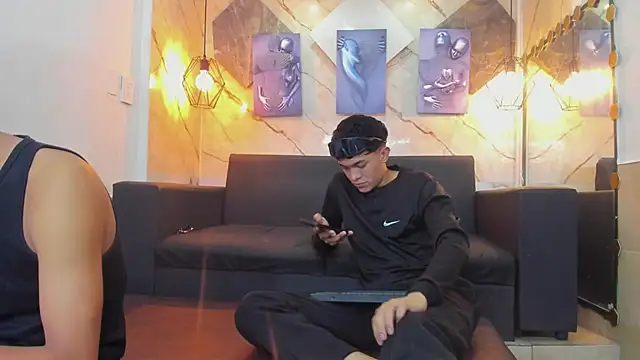 Yeff_26 在線直播表演
