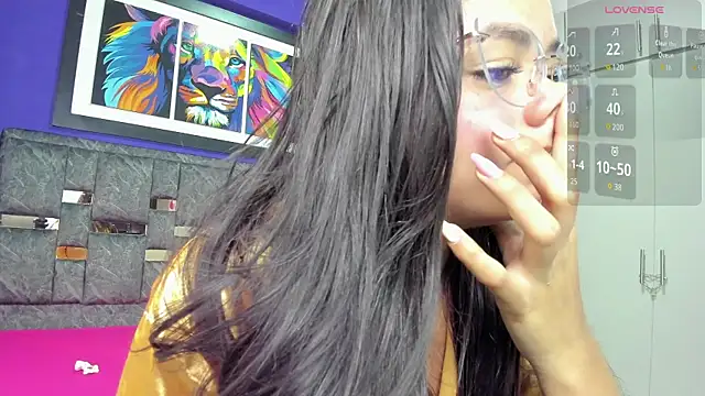 jade_lov Chat XXX live