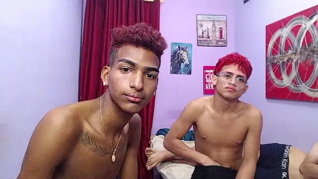 Show modela fuck_destroy na web-kameri
