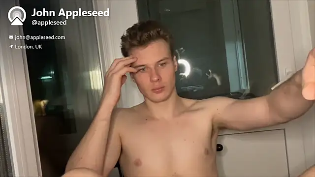 Show de JohnDou2144 na webcam