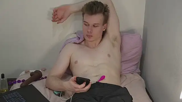 JohnDou2144 – webcam-show