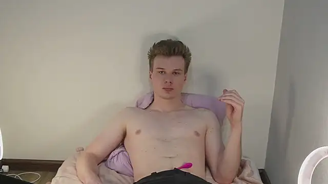 JohnDou2144 Show Webcam