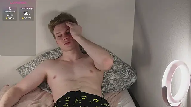 Chat +18 de JohnDou2144 ao vivo