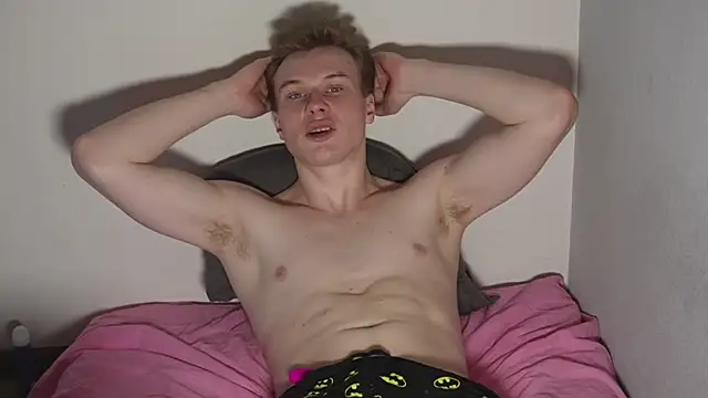 Show de JohnDou2144 na webcam