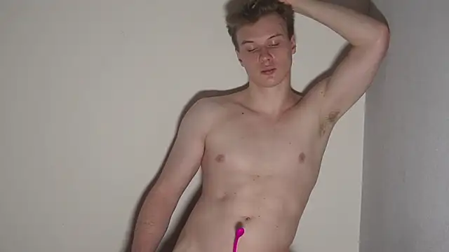 JohnDou2144's Webcam Show