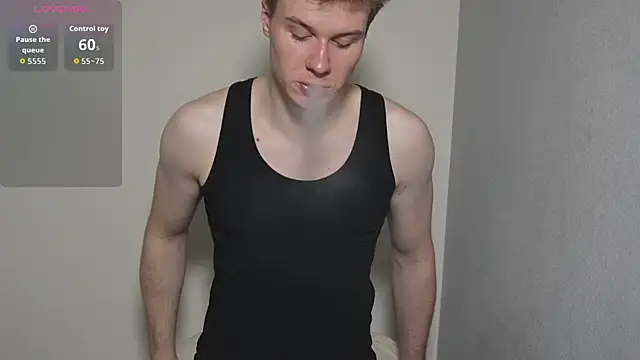 JohnDou2144 webcam show