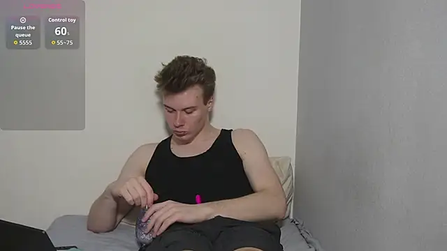 JohnDou2144: вебкам-шоу