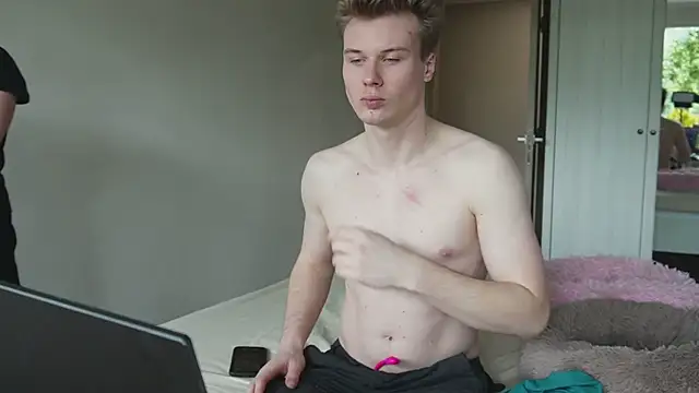 JohnDou2144 Webcam-Show