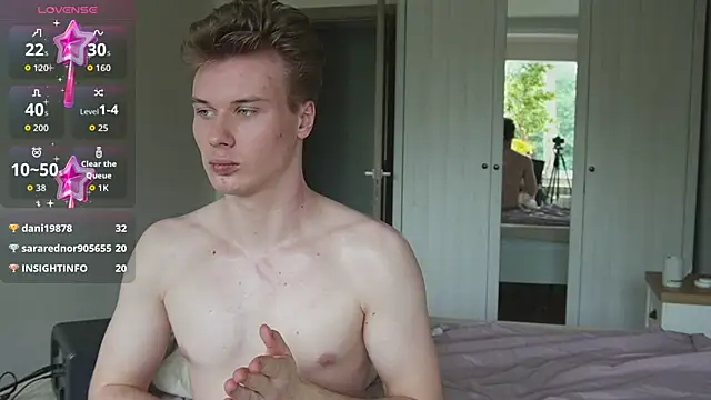 JohnDou2144 Webcam-Show
